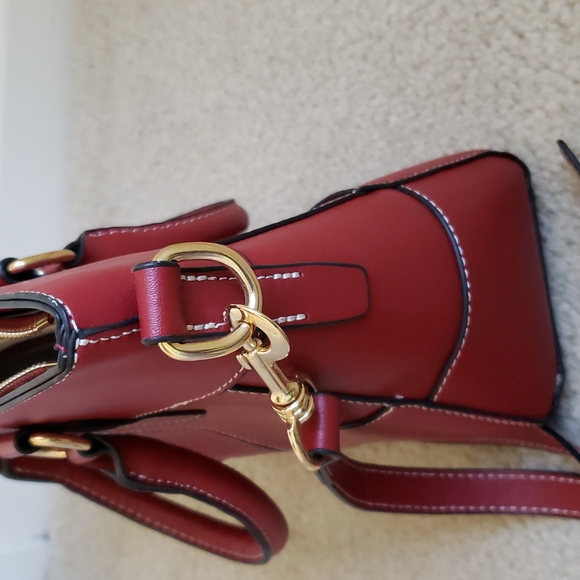 Dooney & Bourke - Picture 3 of 16